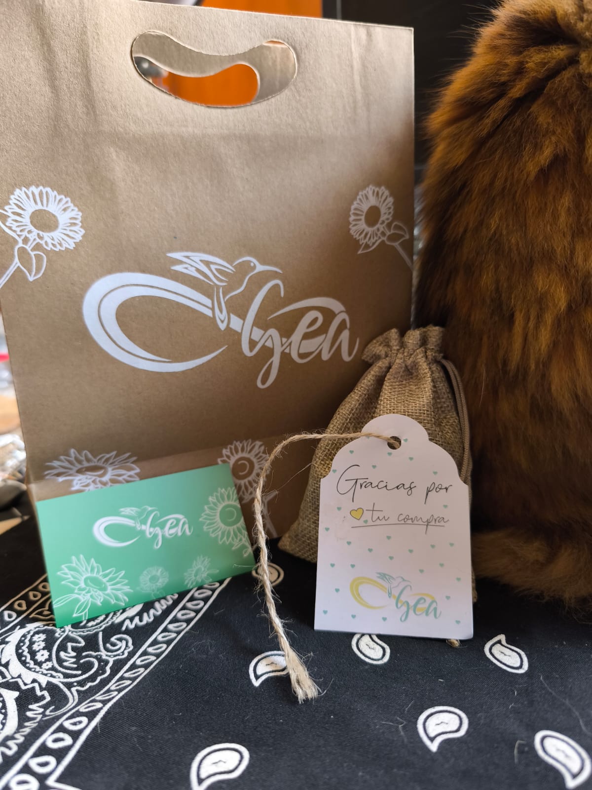 Set de Runas Nórdicas Consagradas – Talladas en Piedras de Río